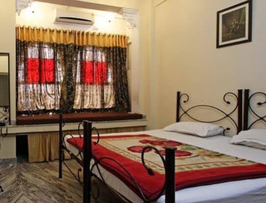 Bed and Breakfast Heritage Haveli Удайпур Экстерьер фото